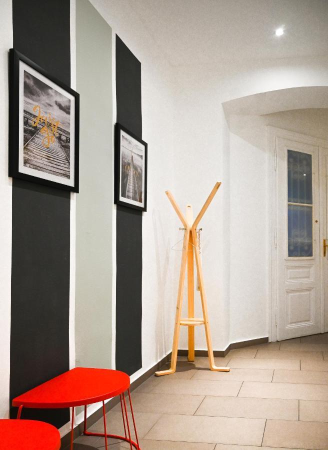 Modern Wiener Stadthalle Apartment *